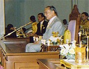 พระราชดำรัส พระบาทสมเด็จพระบรมชนกาธิเบศร มหาภูมิพลอดุลยเดชมหาราช บรมนาถบพิตร พระราชทานแก่คณะบุคคลต่างๆ ที่เข้าเฝ้าฯ ถวายชัยมงคล ในโอกาสวันเฉลิมพระชนมพรรษา ในวันจันทร์ที่ ๔ ธันวาคม พ.ศ. ๒๕๕๐