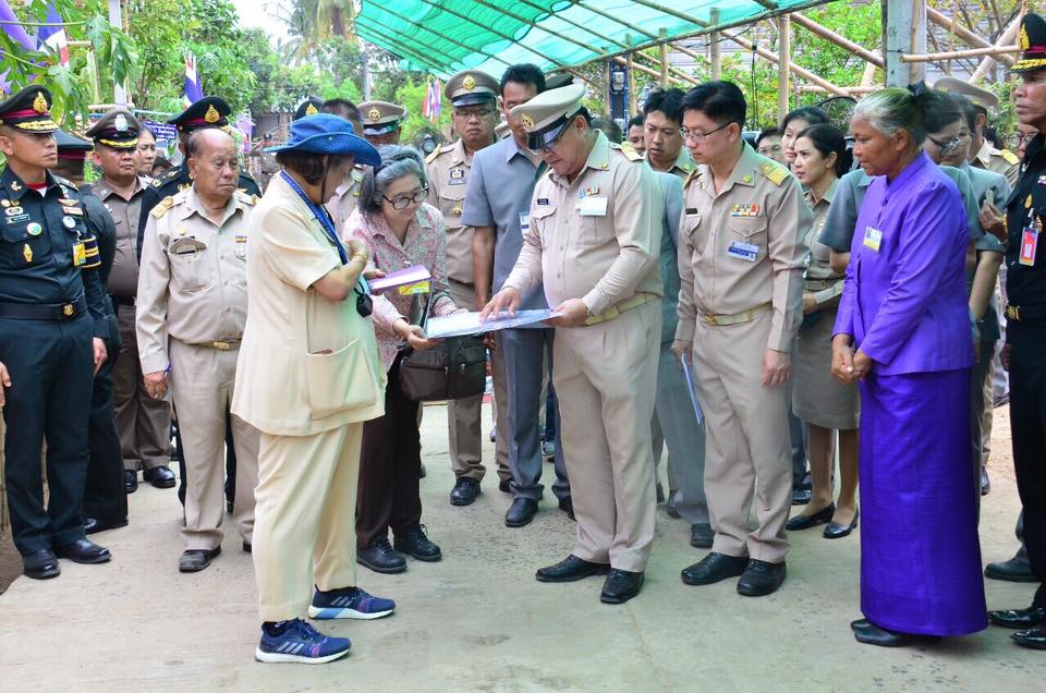 On Monday 4th March 2019, Her Royal Highness Princess Maha Chakri Sirindhorn paid a royal visit to perform the royal duty at the Royal 105 Jasmine Rice Varieties’ Production Group called “Friends Help’ Friends” at Nong Don Village, Nong Don Subdistrict, Lam Plai Mat District, Buri Rum Province. 