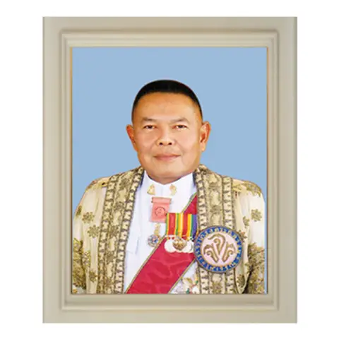 9.นายดนุชา สินธวานนท์